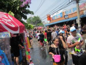 タイ正月・水かけ・ソンクラン祭